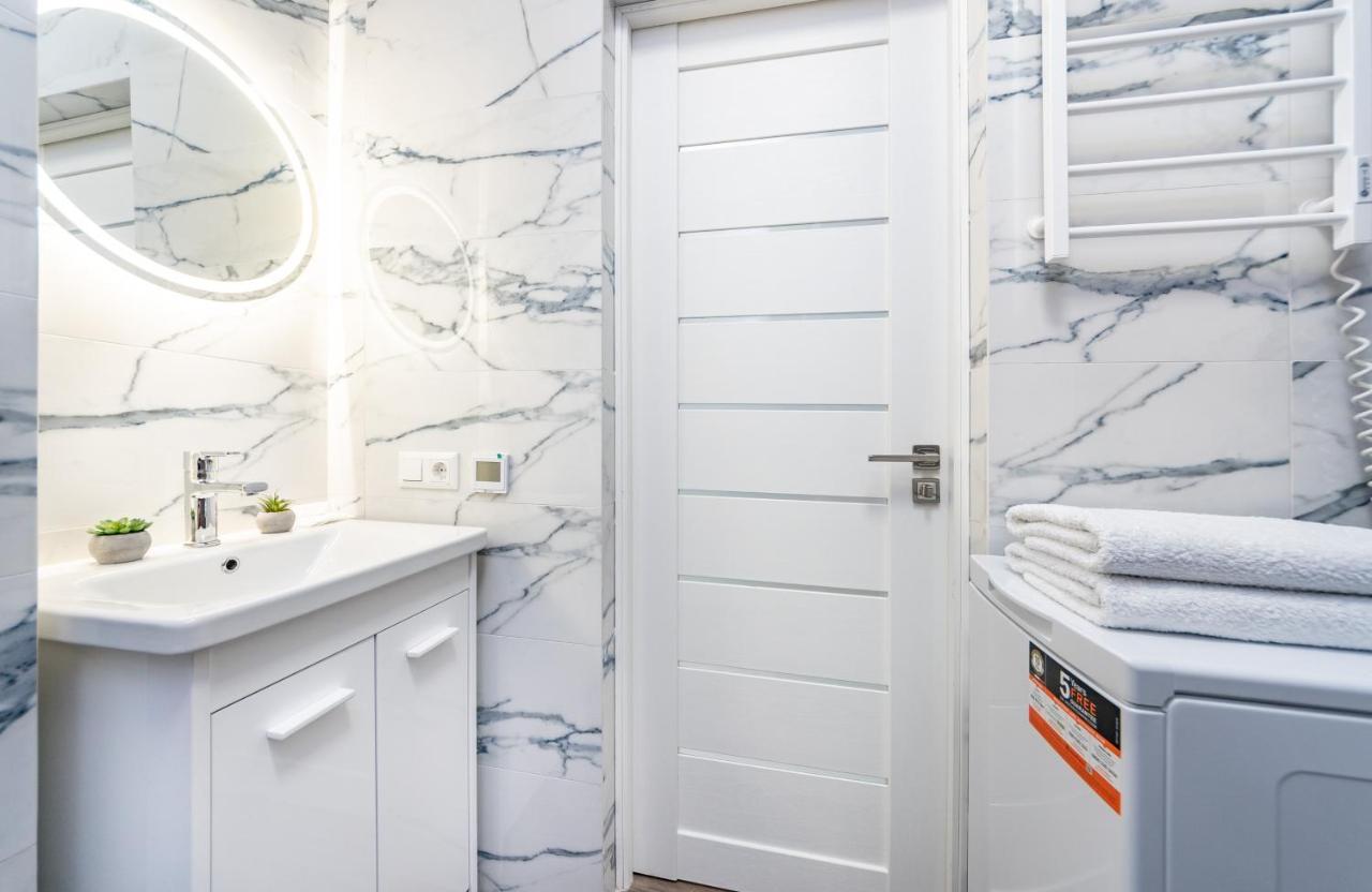 Flatrent Olympic Park, Метро Бориспільська Поруч! Kiev Exteriör bild