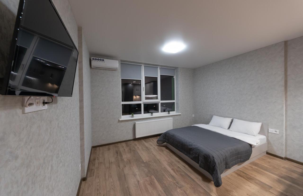 Flatrent Olympic Park, Метро Бориспільська Поруч! Kiev Exteriör bild